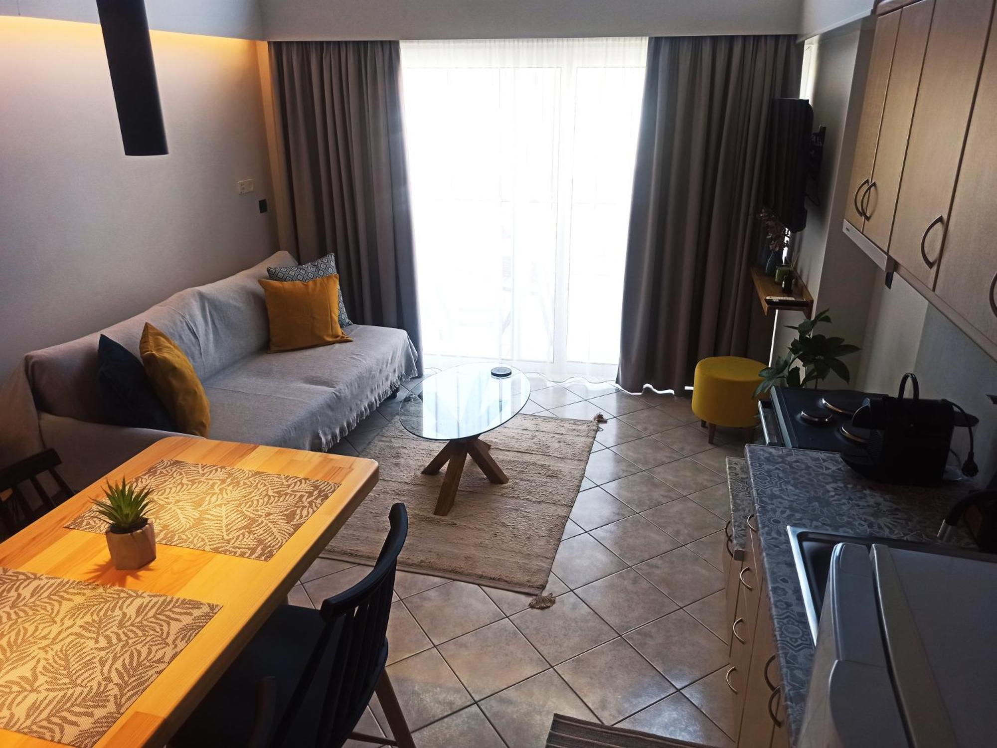 Filikon Maisonettes Kalamata Esterno foto